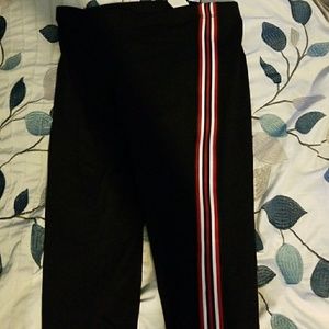 Side striped leggings
